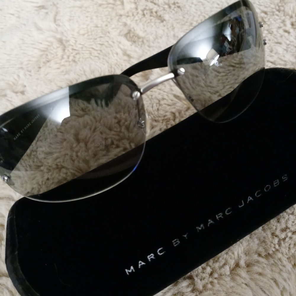 Marc By Marc Jacobs Sunglasses - Picture 2 of 7
